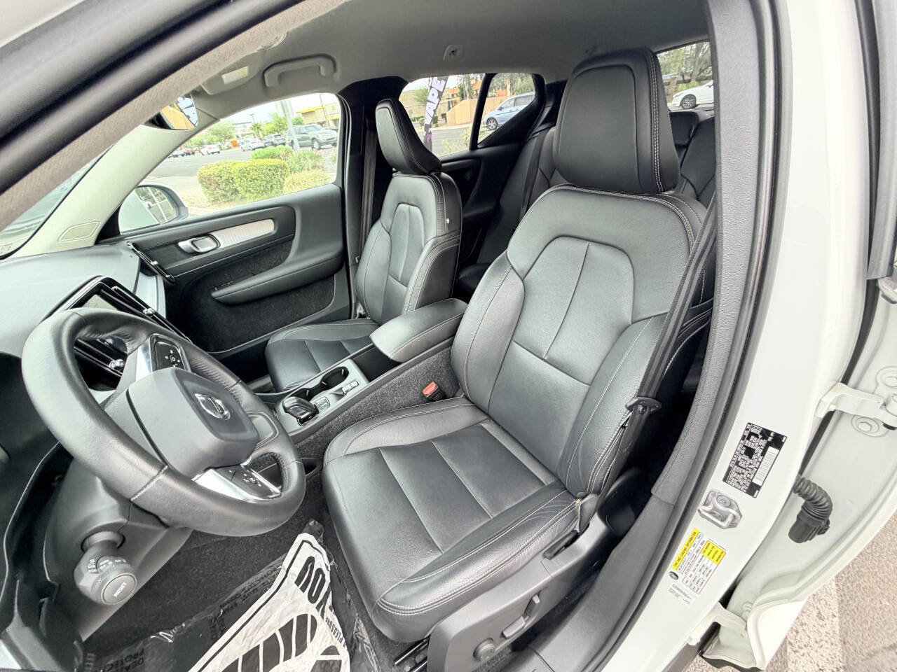 Used 2019 Volvo XC40 T5 Momentum AWD/4WD image 11