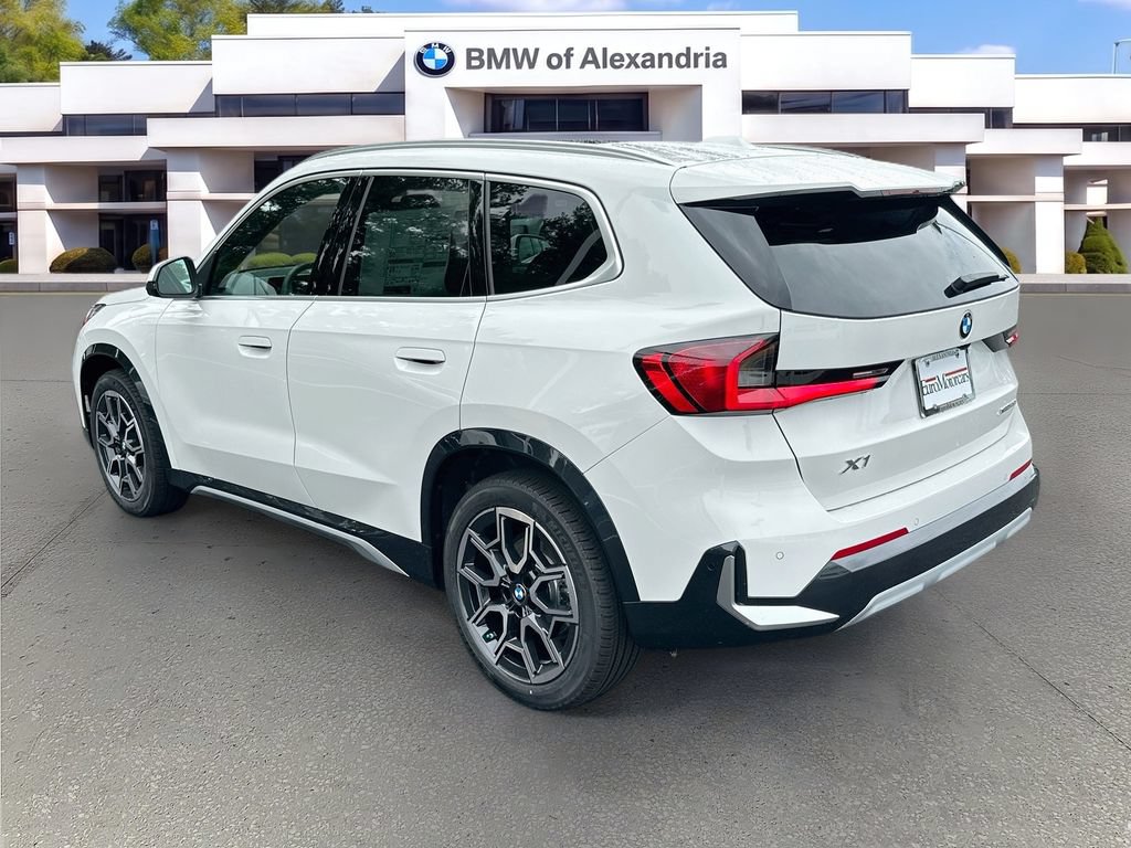 New 2027 BMW X1 xDrive28i AWD/4WD image 7