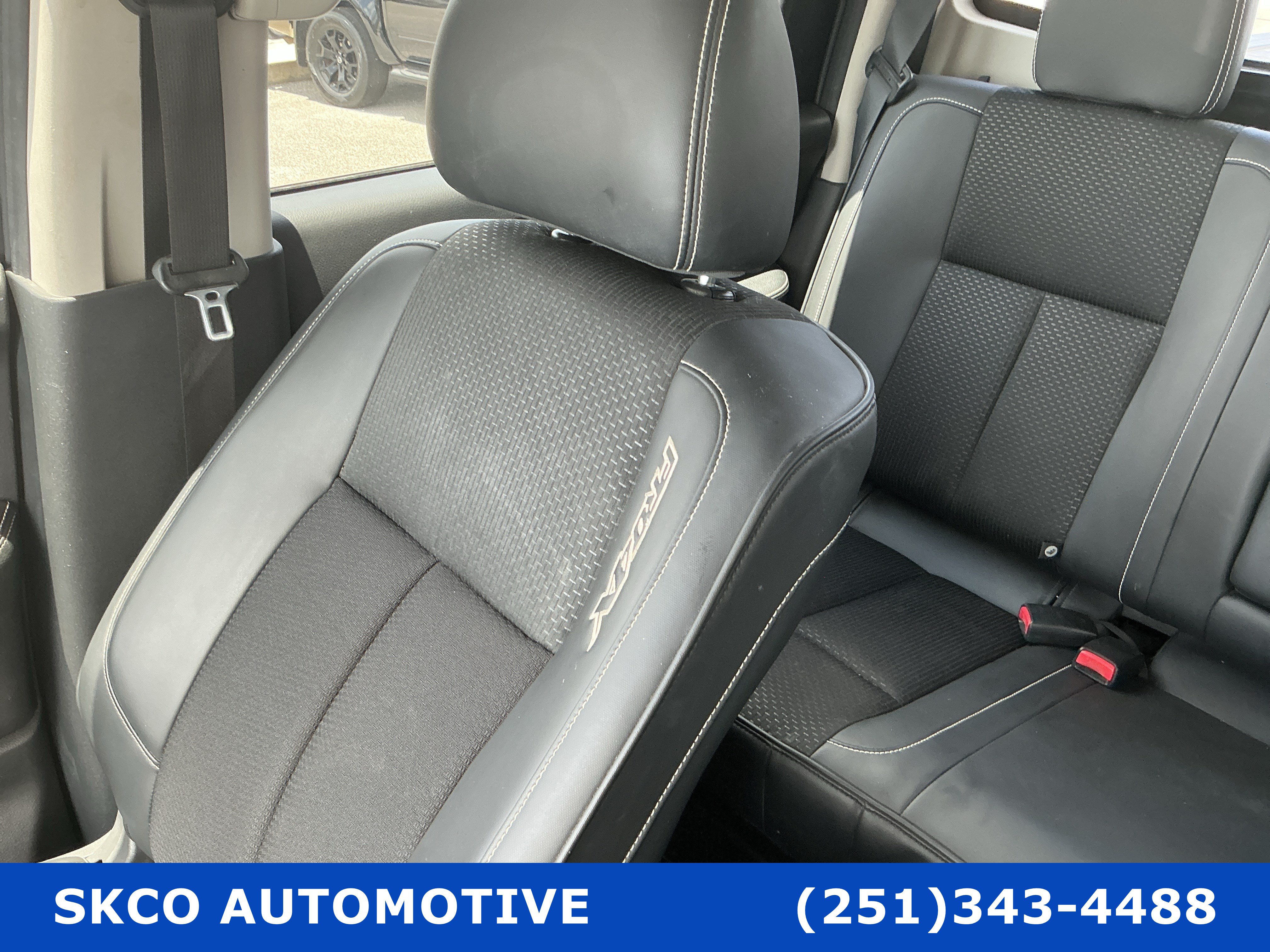 Used 2017 Nissan Titan PRO-4X AWD/4WD image 26