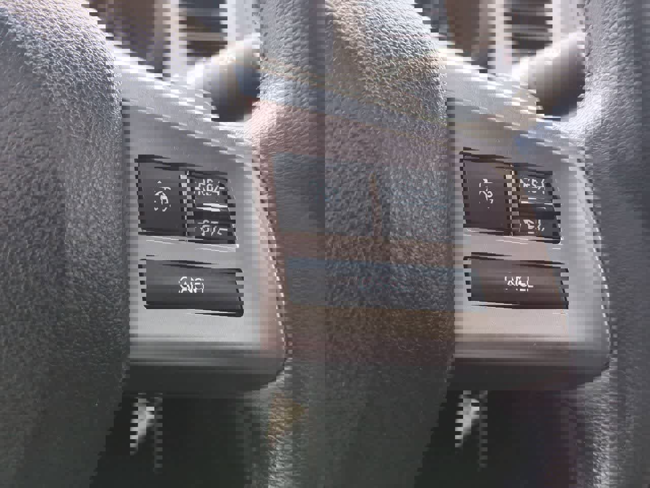 Used 2014 Subaru Legacy 2.5i Limited w/ Moonroof Package image 25