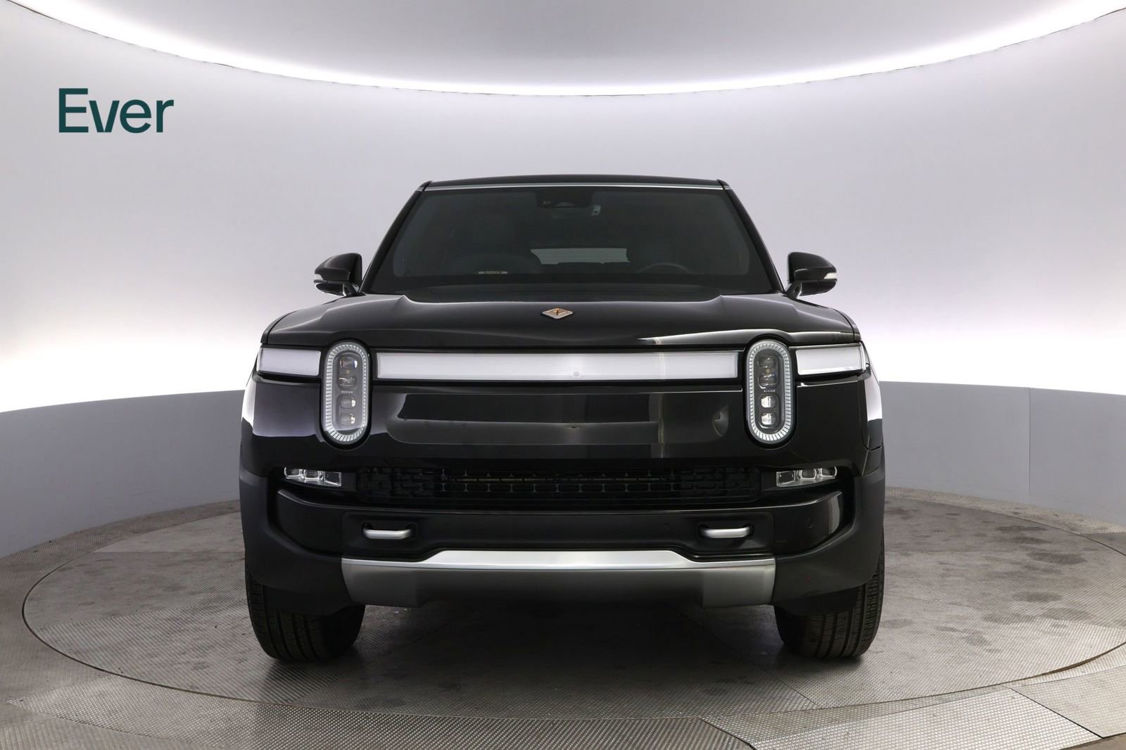 Used 2024 Rivian R1S Adventure image 12