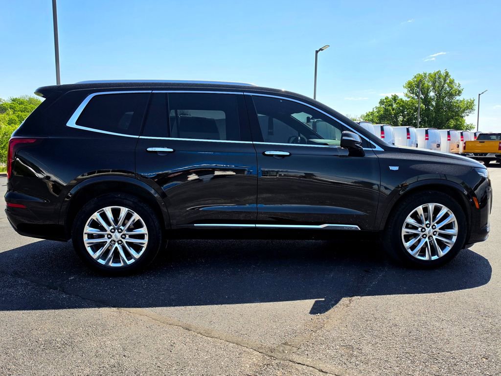 Used 2020 Cadillac XT6 Premium Luxury AWD/4WD image 17