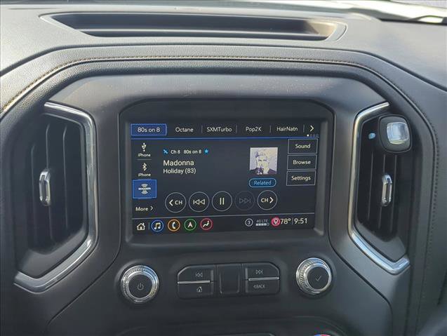 Used 2020 GMC Sierra 1500 AT4 w/ Off-Road Performance Package image 13