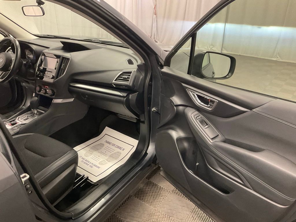 Used 2022 Subaru Forester Premium image 22