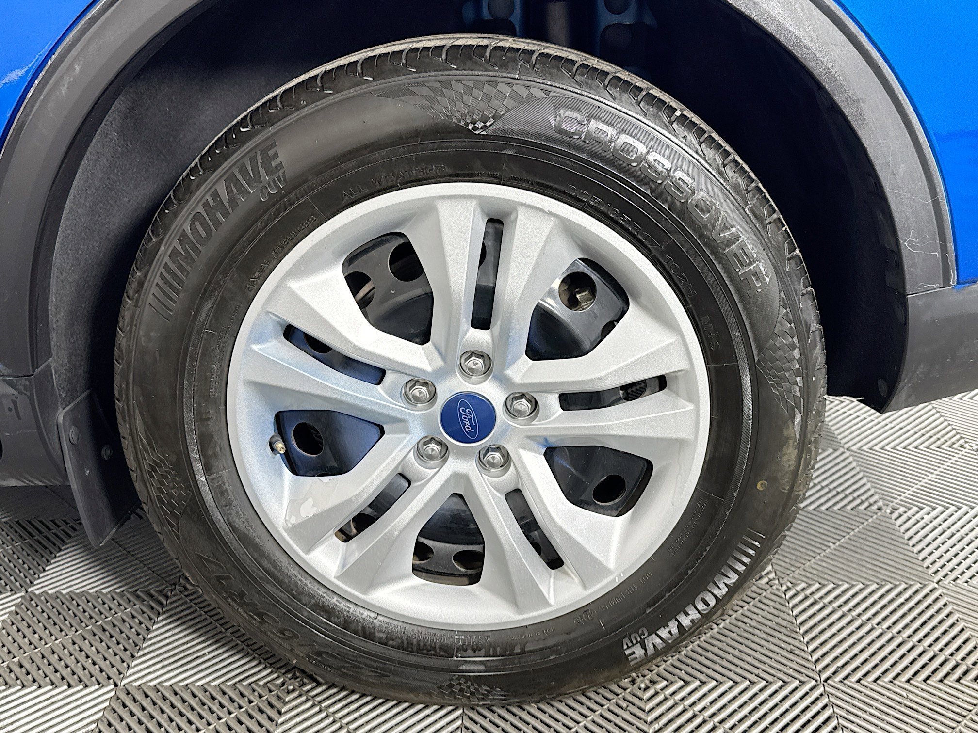 Used 2020 Ford Escape S image 64