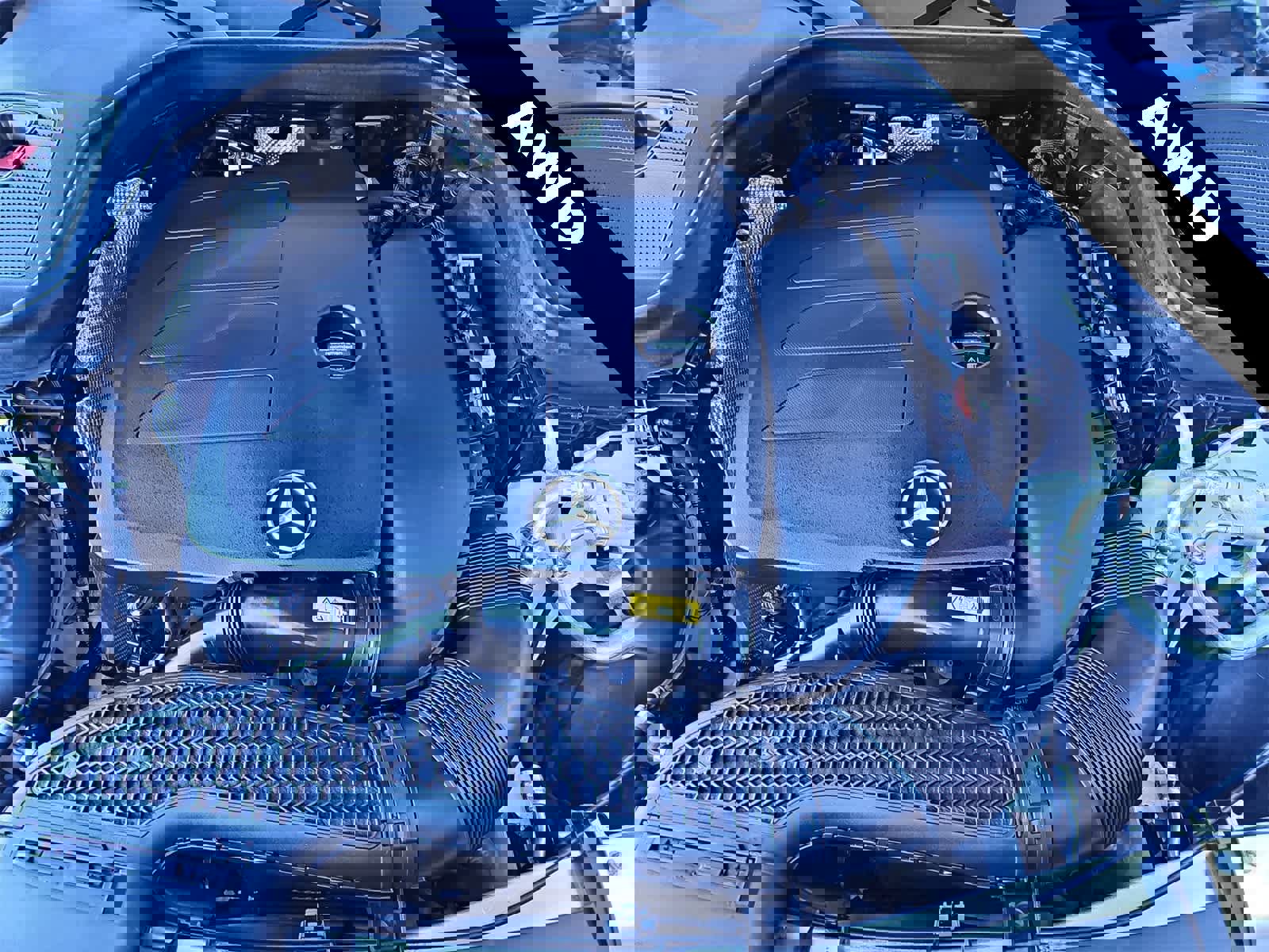 Used 2022 Mercedes-Benz GLC 300 4MATIC w/ Premium Package Lite image 13