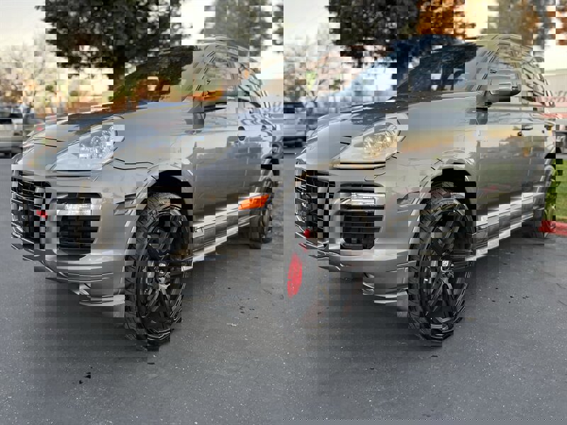 Used 2008 Porsche Cayenne GTS image 7