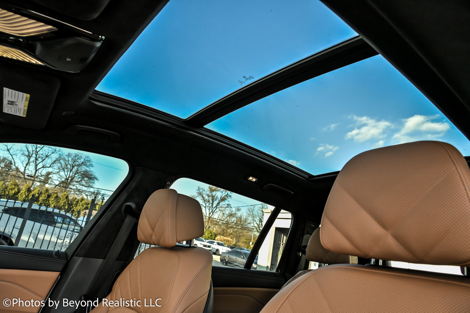 Used 2023 BMW X7 xDrive40i w/ M Sport Package image 29