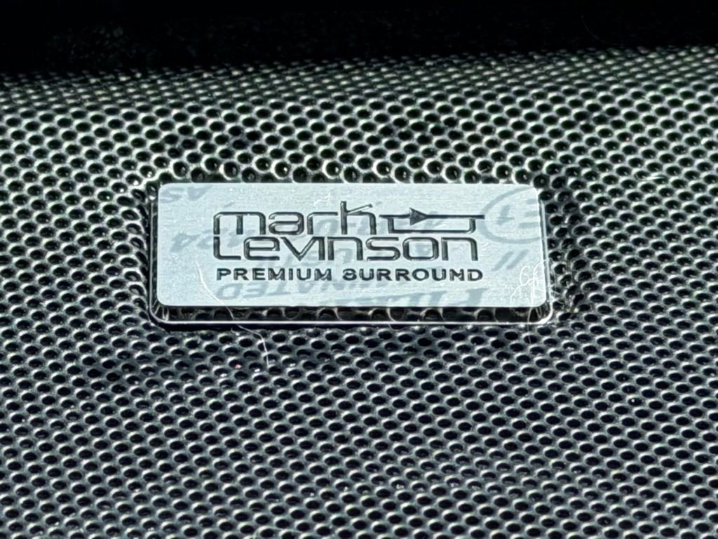 Used 2022 Lexus RX 450h AWD w/ Premium Package image 26