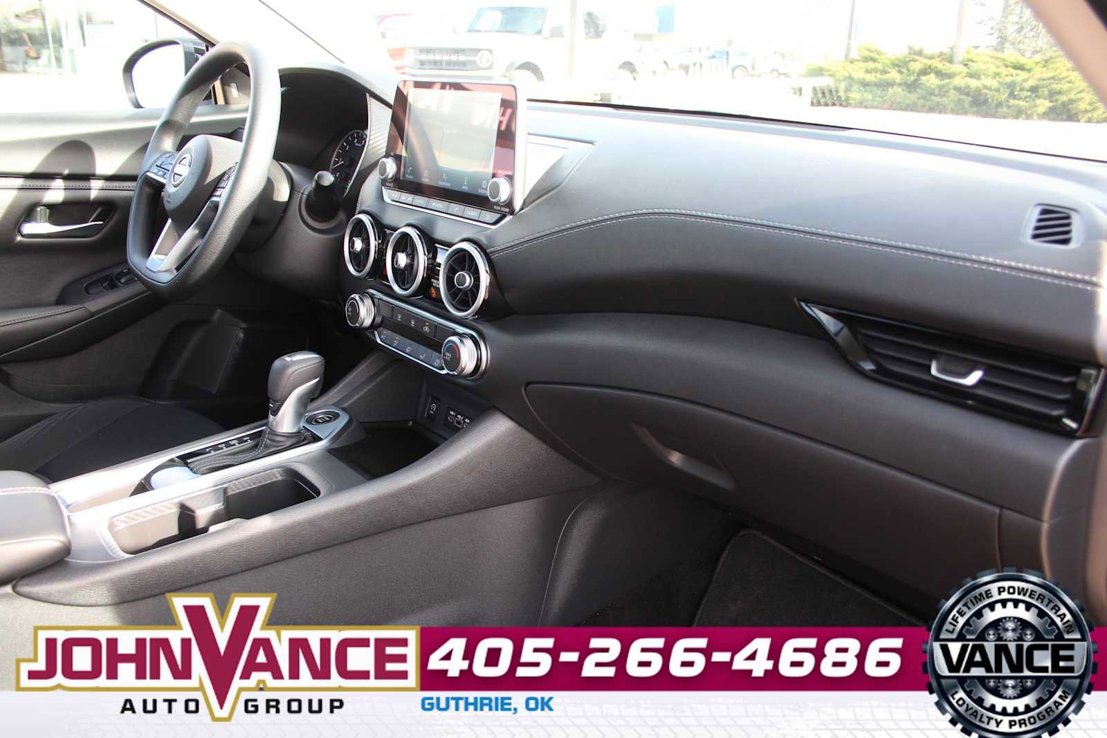 Used 2025 Nissan Sentra SV image 13