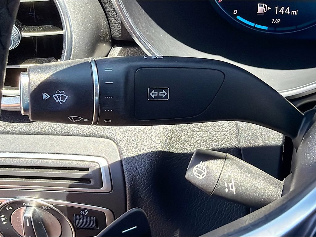 Used 2021 Mercedes-Benz C 300 4MATIC Sedan image 22