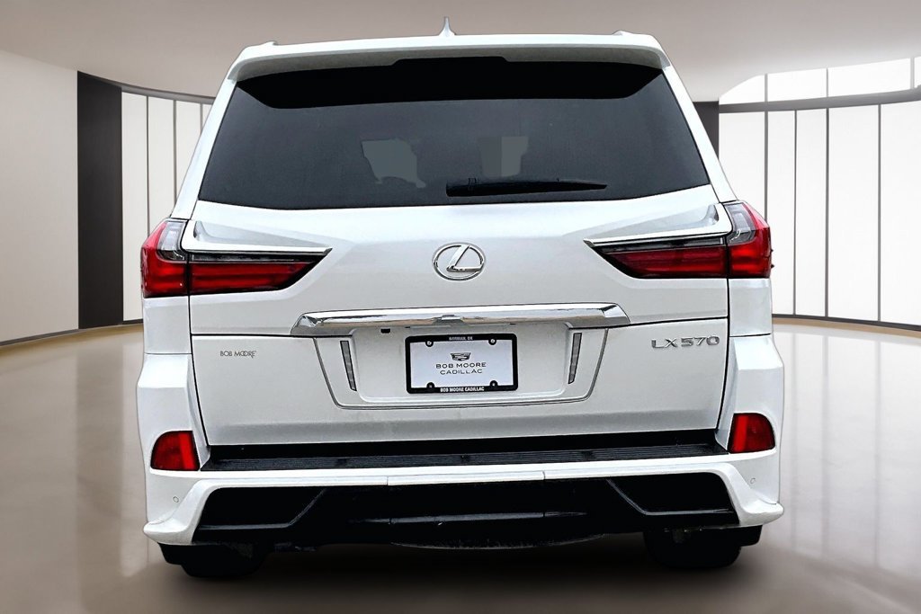 Used 2020 Lexus LX 570 4WD w/ Sport Package image 4