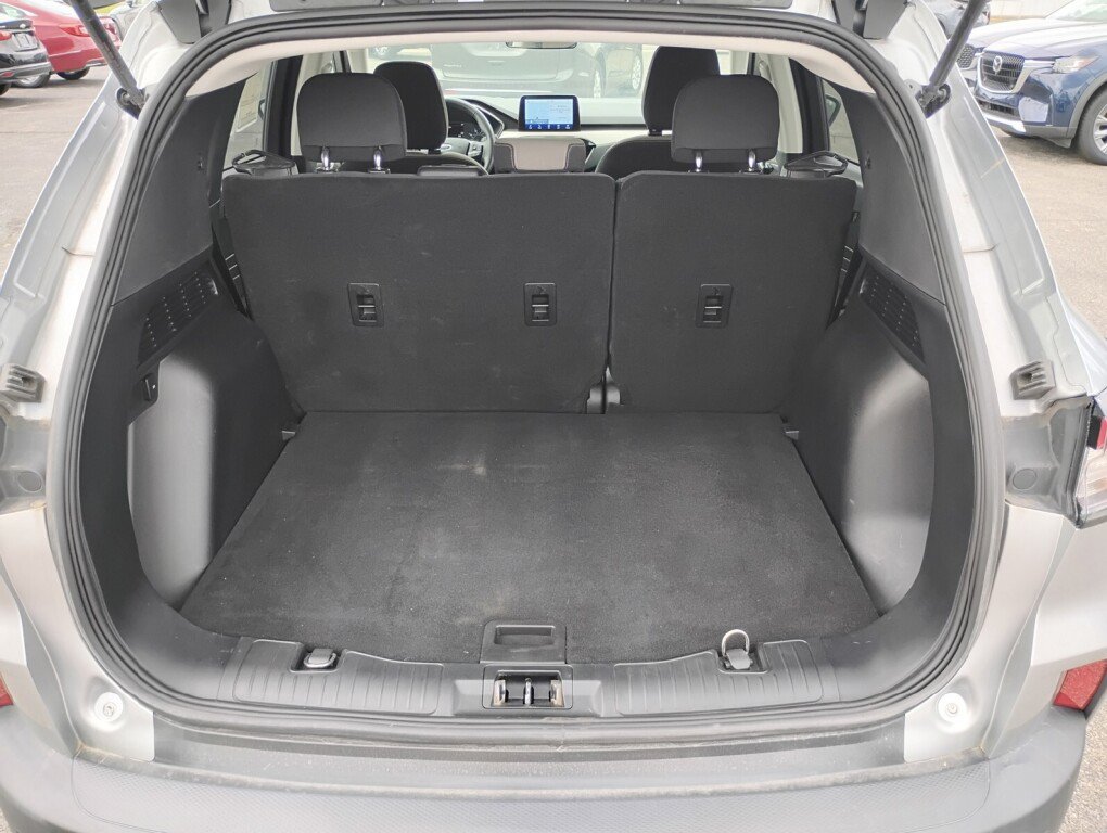 Used 2022 Ford Escape SE w/ Cold Weather Package AWD/4WD image 12