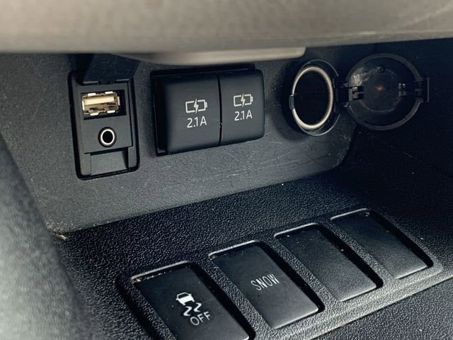 Used 2017 Toyota Highlander Limited FWD image 27