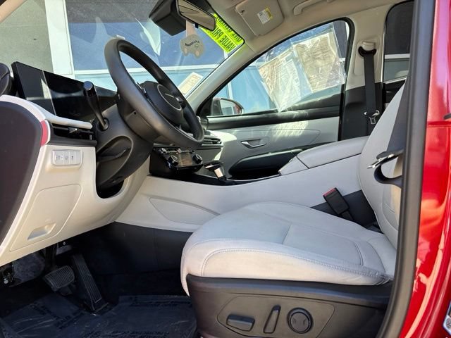 Used 2025 Hyundai Tucson SEL AWD/4WD image 13