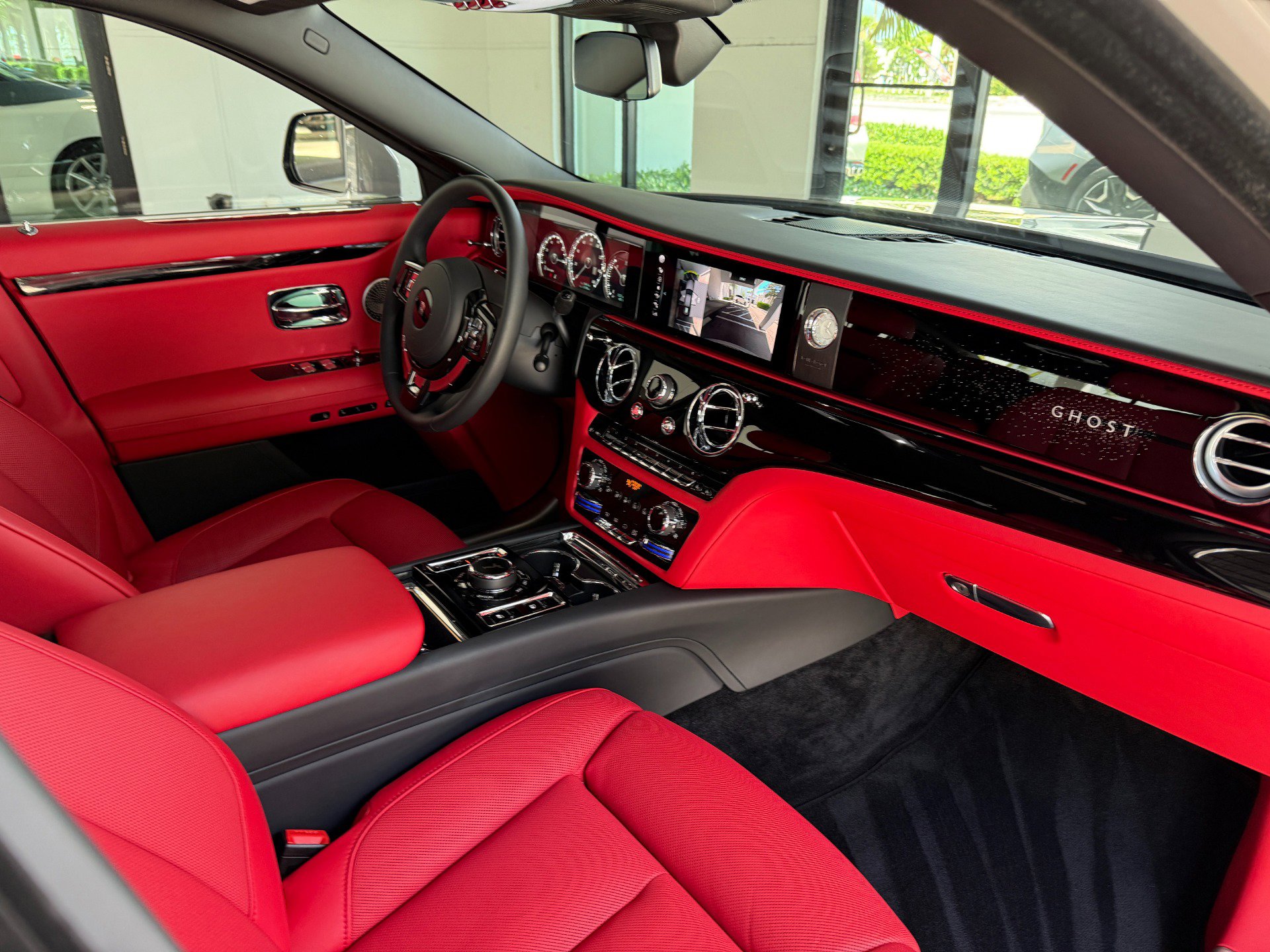 Used 2022 Rolls-Royce Ghost image 32