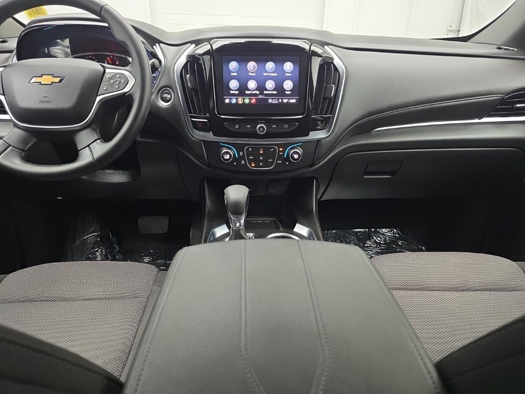Used 2023 Chevrolet Traverse LT w/ Rear Camera Mirror Package AWD/4WD image 33