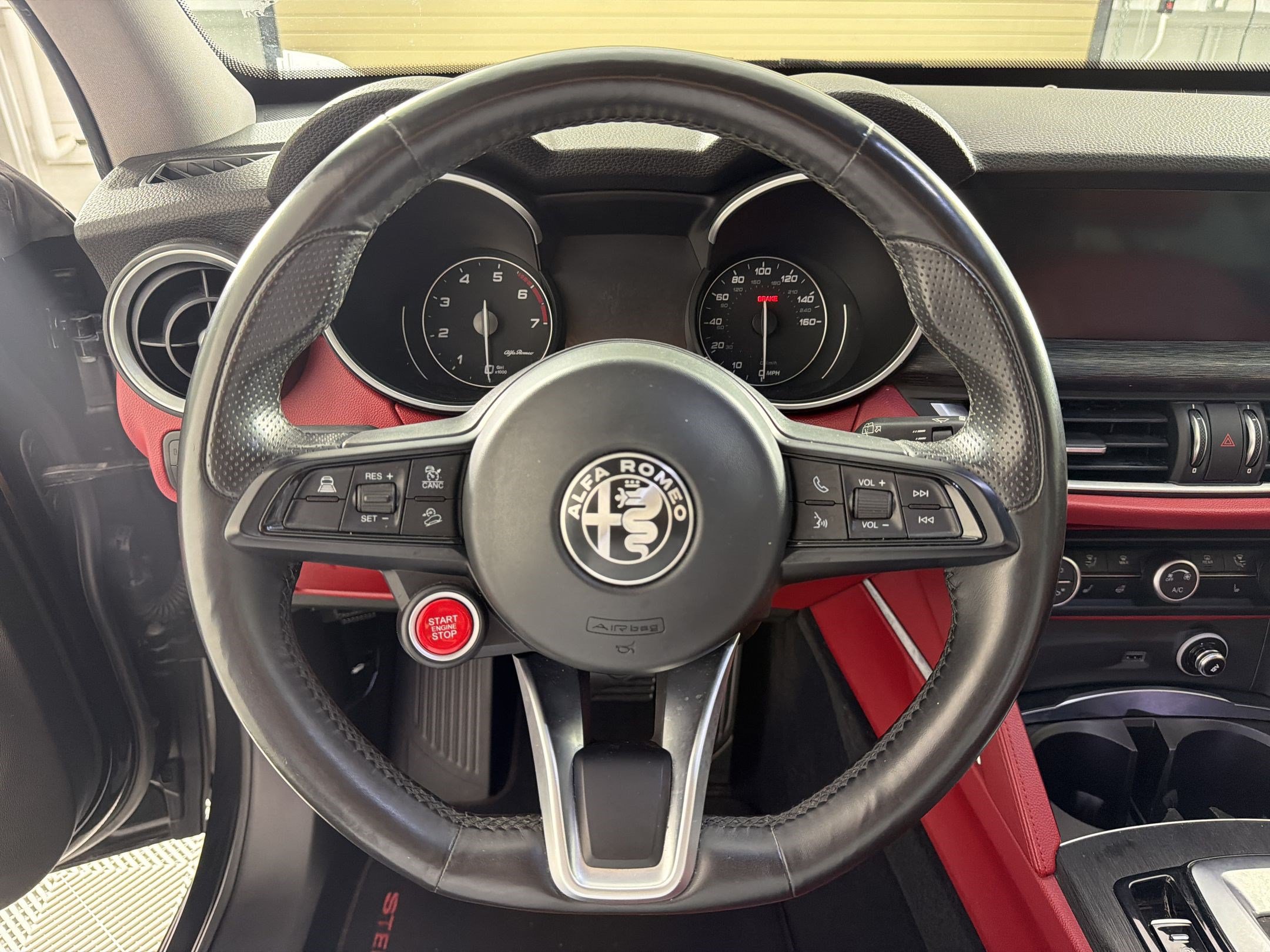 Used 2021 Alfa Romeo Stelvio Sprint w/ Nero Edizione RWD image 18