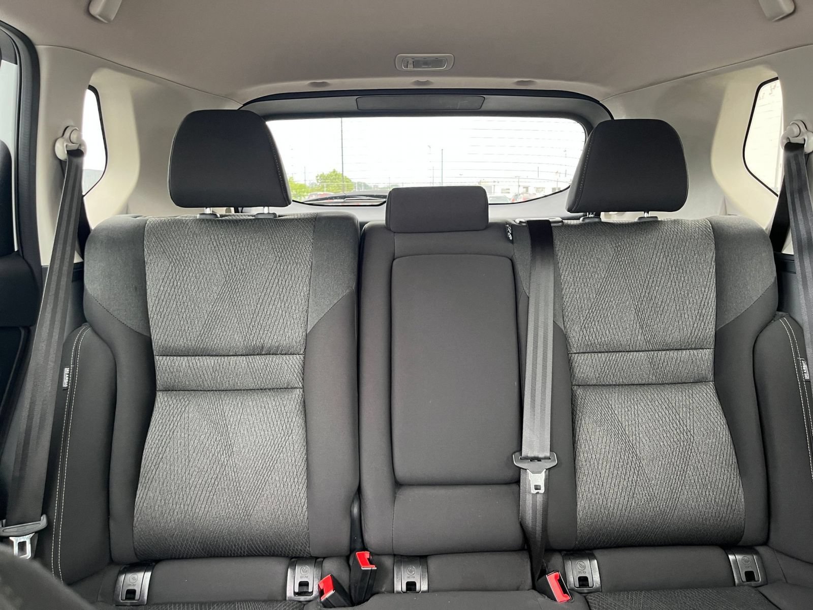 Used 2025 Nissan Rogue SV FWD image 40