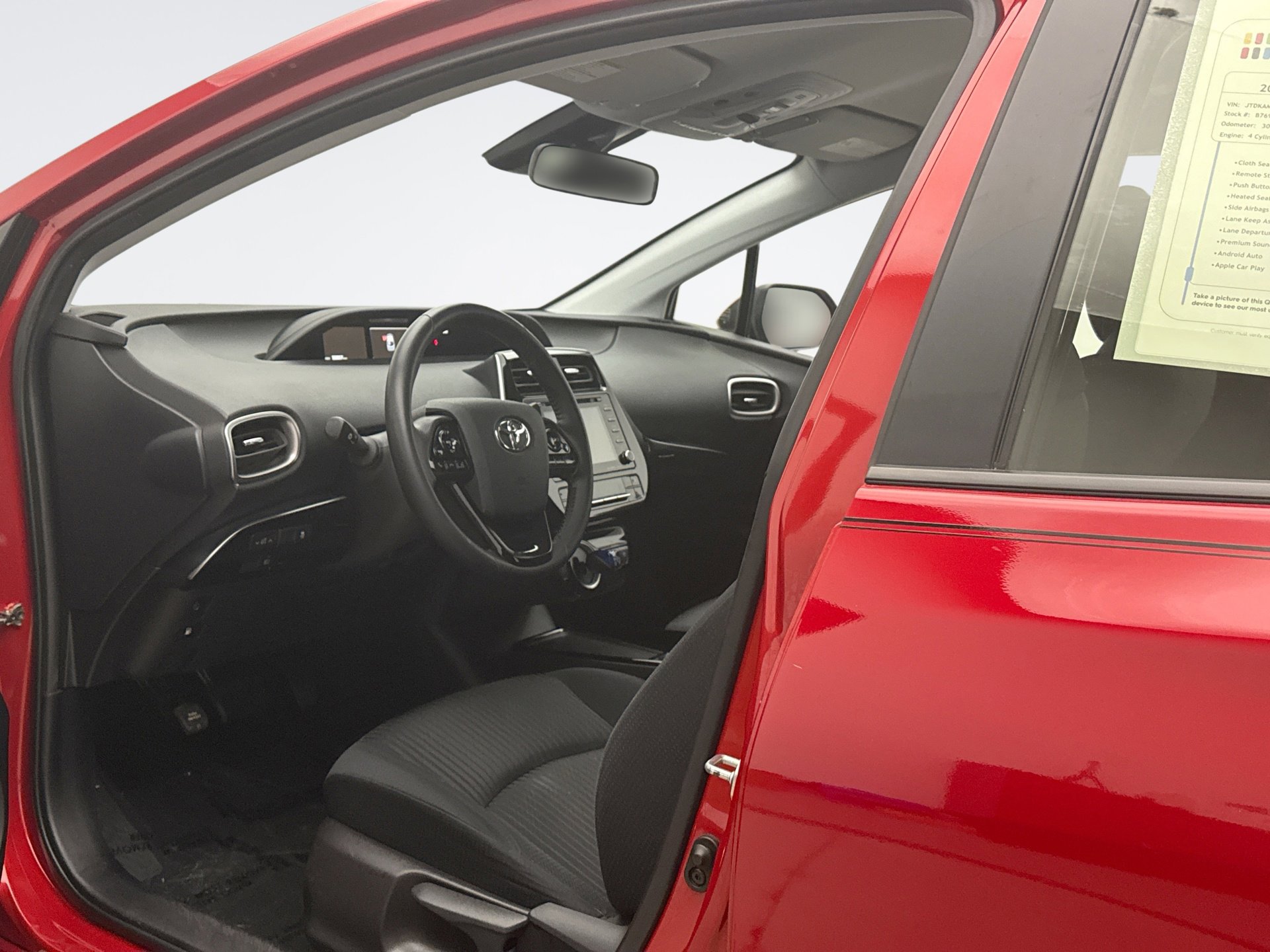 Used 2022 Toyota Prius Prime LE image 10