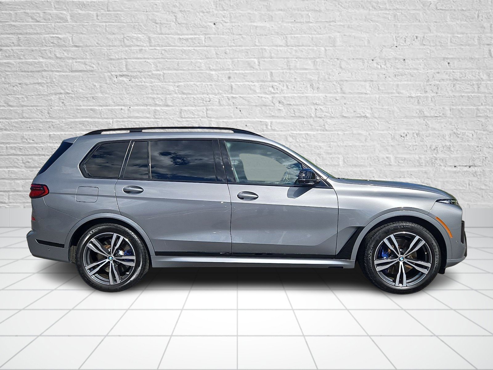 Used 2024 BMW X7 M60i w/ Executive Package AWD/4WD image 7