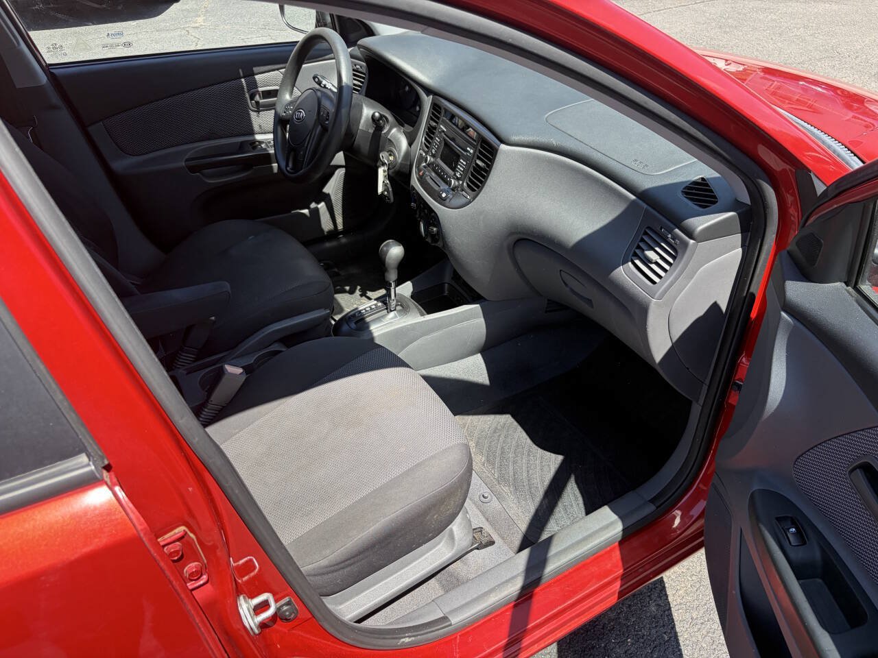 Used 2011 Kia Rio5 w/ Value Pkg FWD image 15