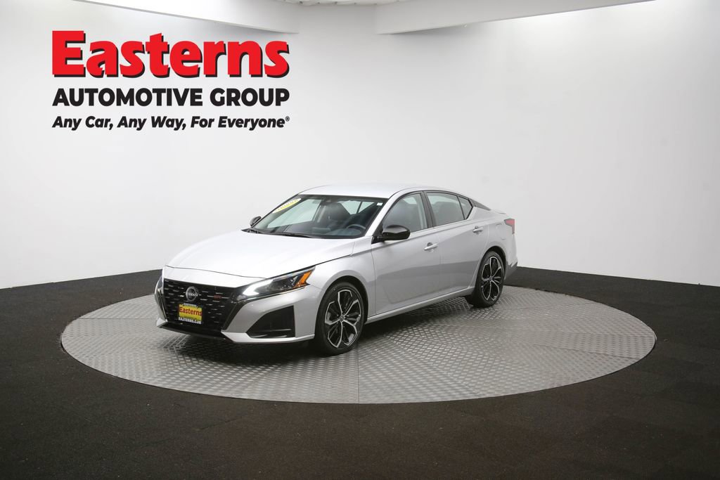 Used 2024 Nissan Altima 2.5 SR image 54