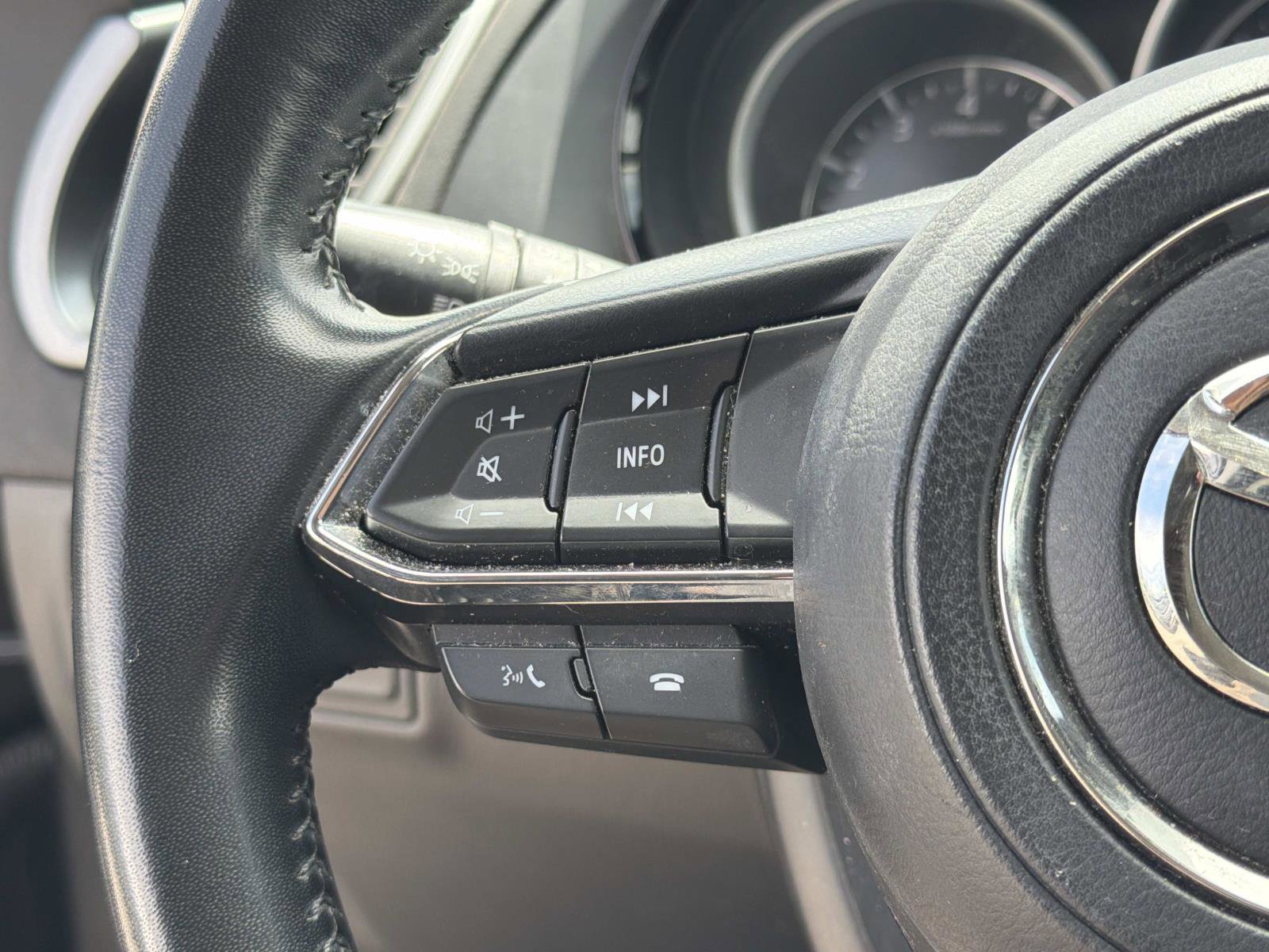 Used 2023 MAZDA CX-9 Touring Plus image 9