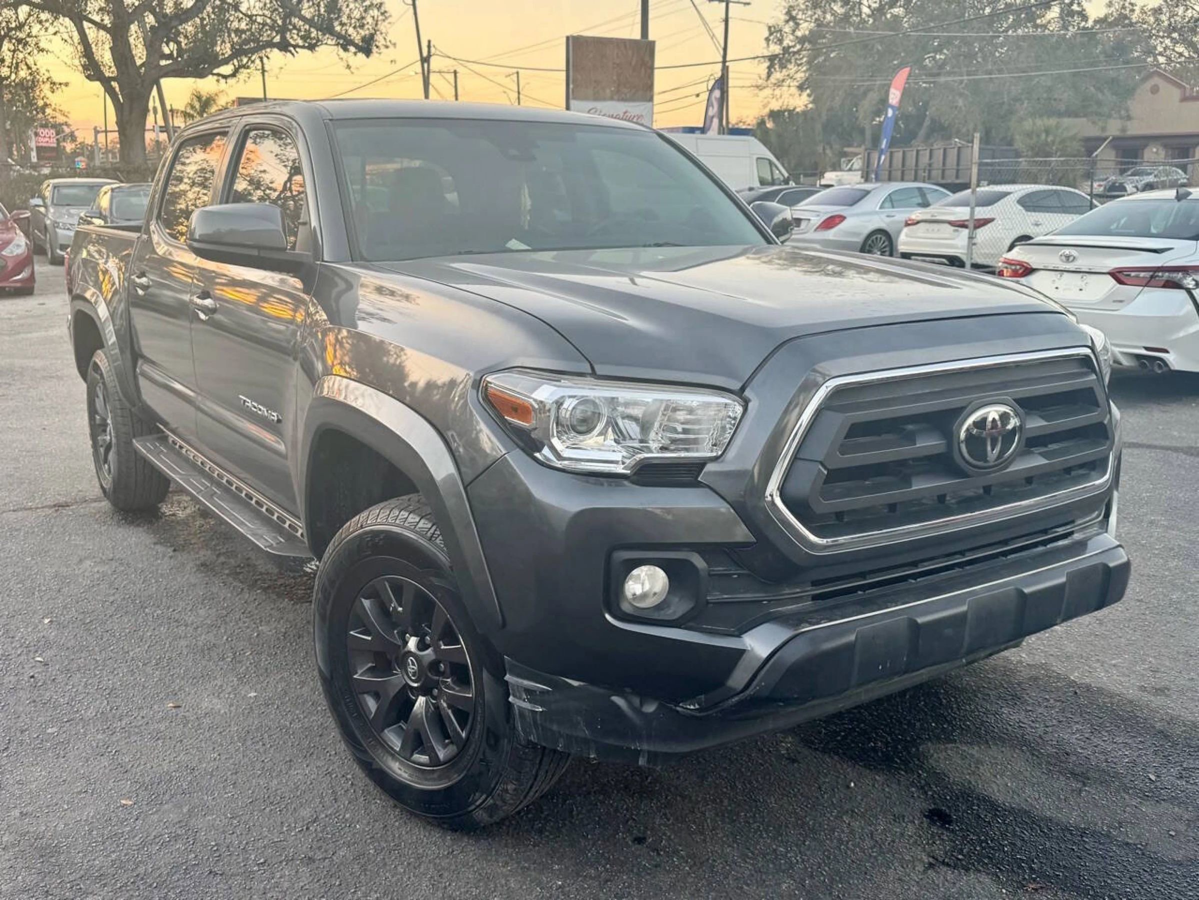 Used 2020 Toyota Tacoma SR5 image 10