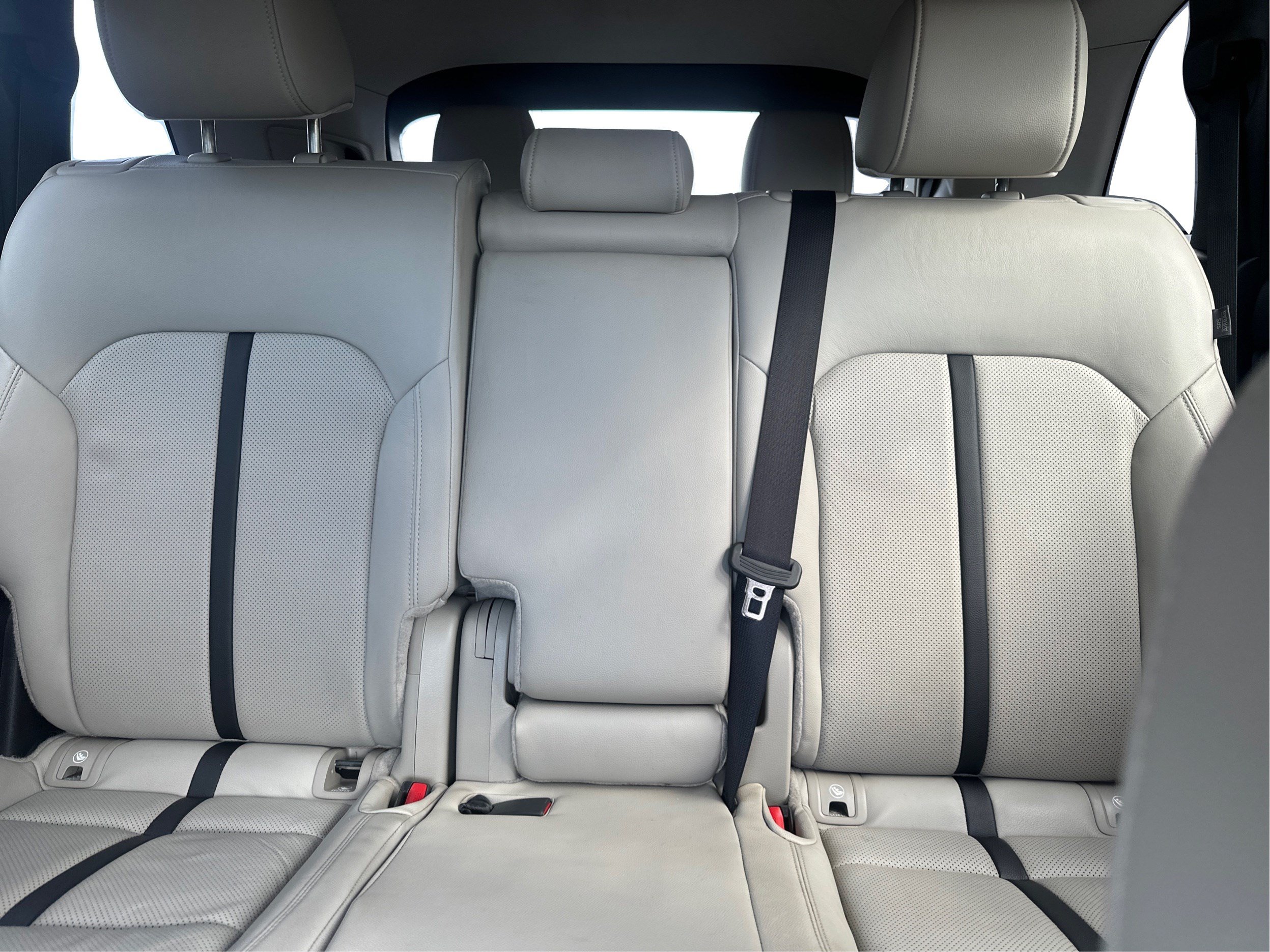 Used 2024 MAZDA CX-90 Plug-In Hybrid w/ Preferred AWD/4WD image 13