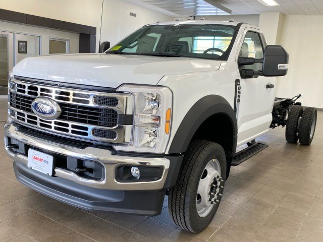 New 2026 Ford F550 Luxury RWD image 4