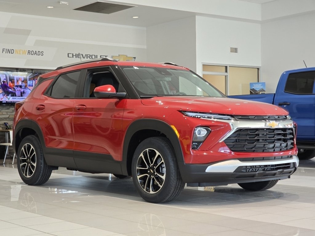 New 2026 Chevrolet TrailBlazer LT image 2