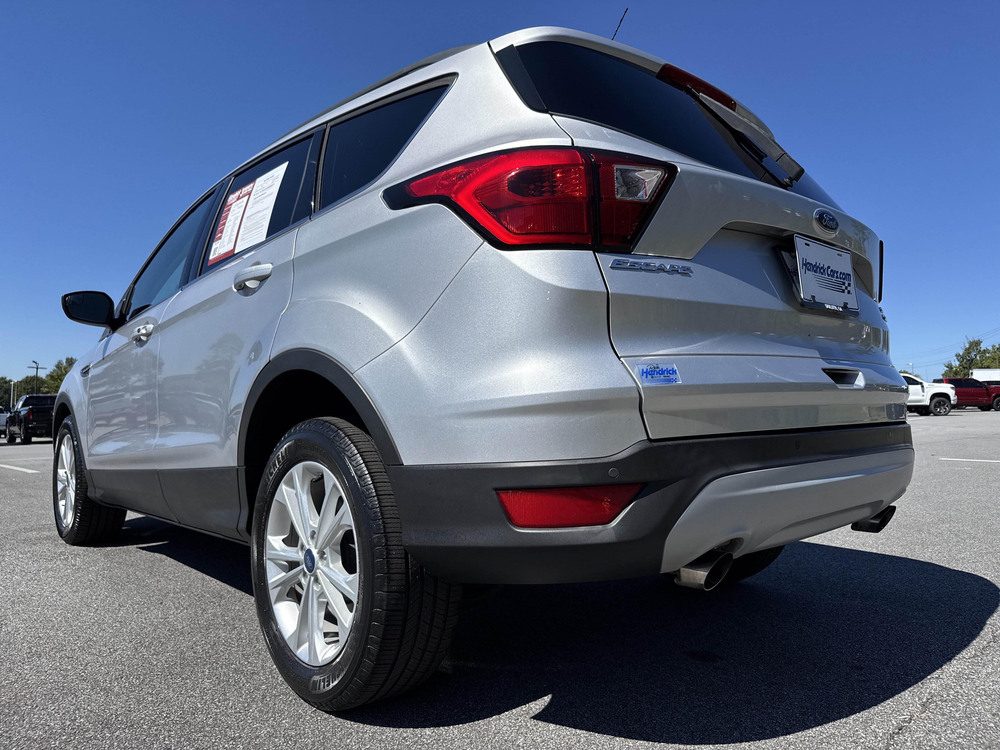 Used 2019 Ford Escape SEL FWD image 6