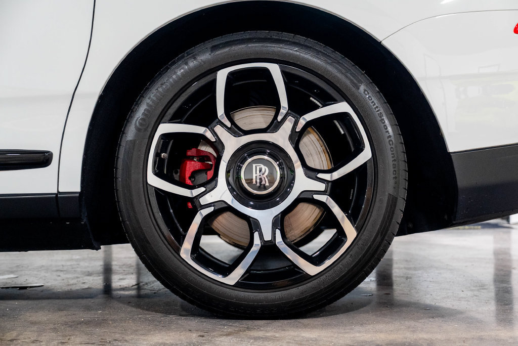 Used 2022 Rolls-Royce Cullinan Black Badge AWD/4WD image 80