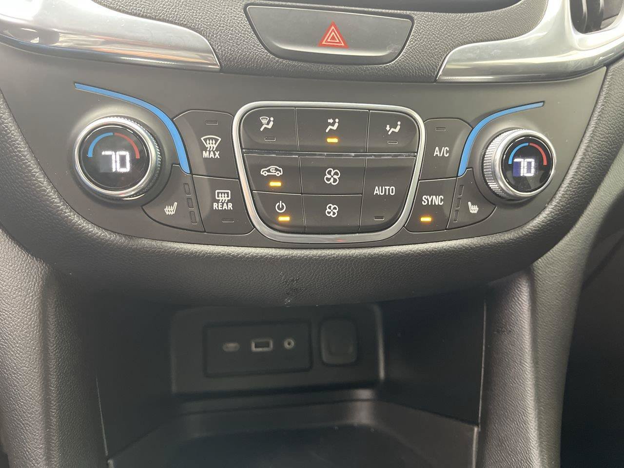 Certified 2020 Chevrolet Equinox LT FWD image 21