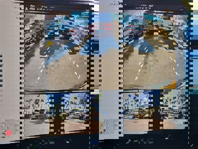 Used 2022 Tesla Model Y Long Range image 29