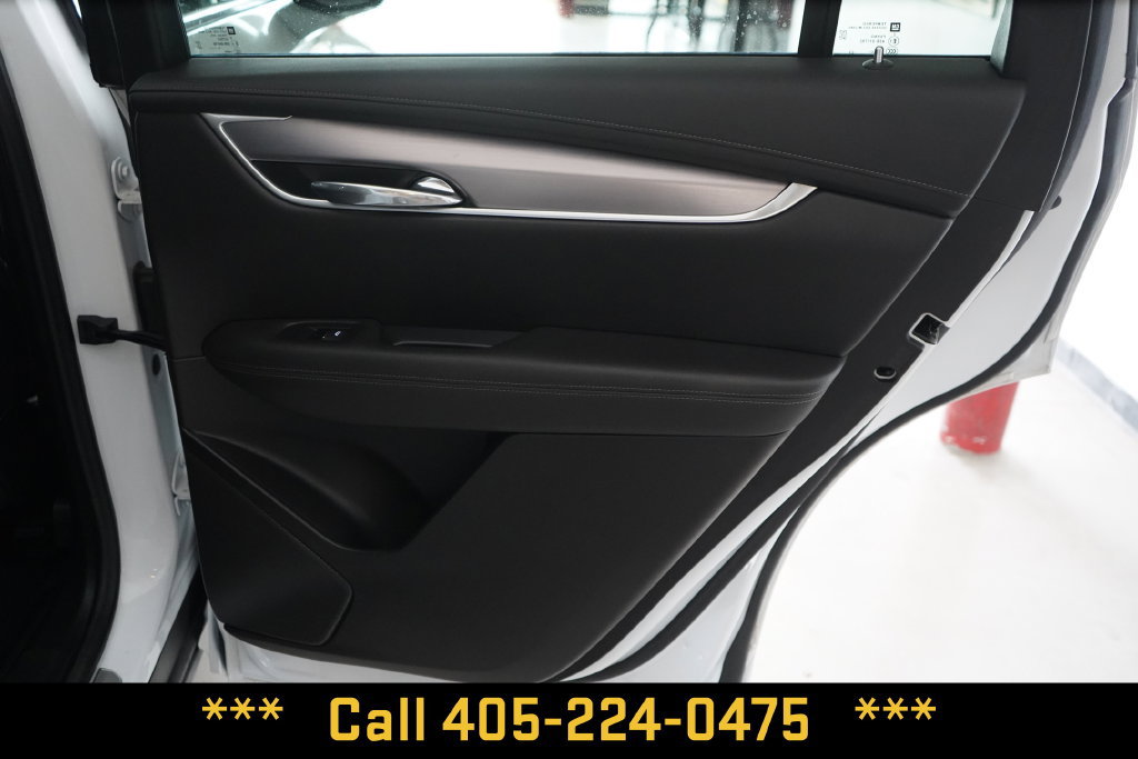 Used 2024 Cadillac XT6 Luxury w/ LPO, Floor Liner Package AWD/4WD image 23