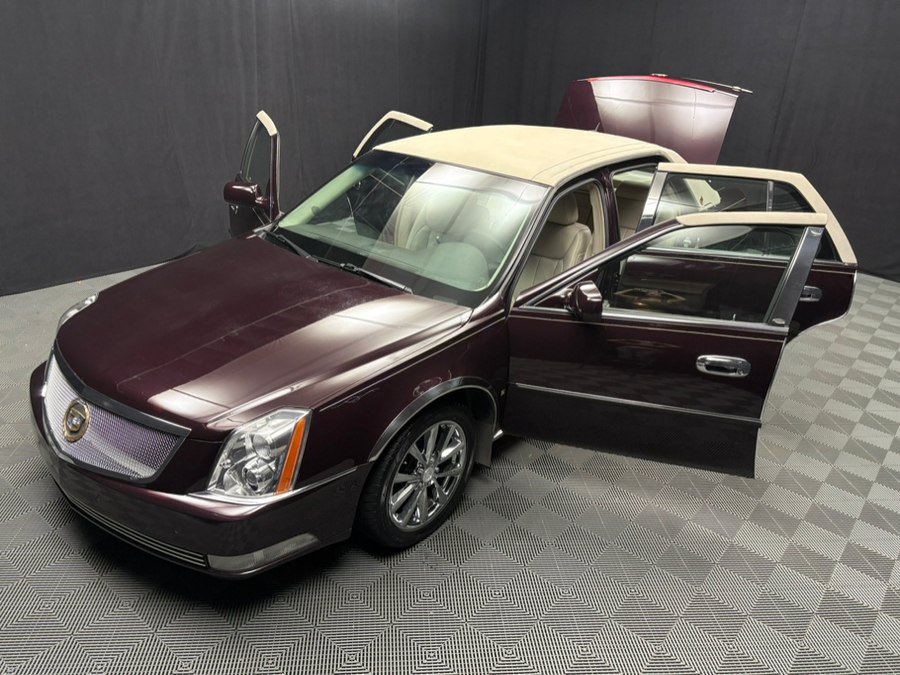 Used 2008 Cadillac DTS Luxury I FWD image 18