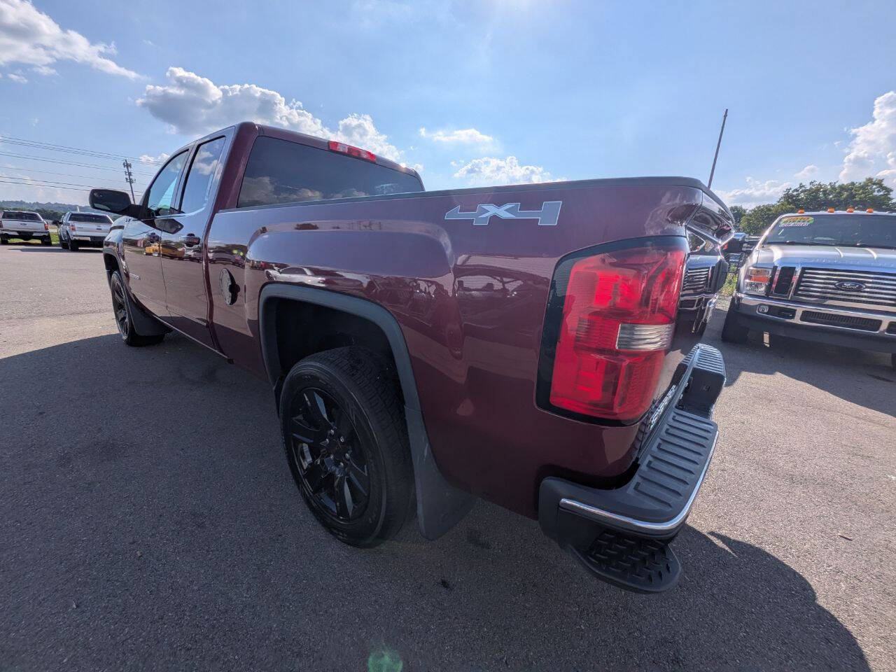 Used 2014 GMC Sierra 1500 SLE w/ SLE Value Package AWD/4WD image 8