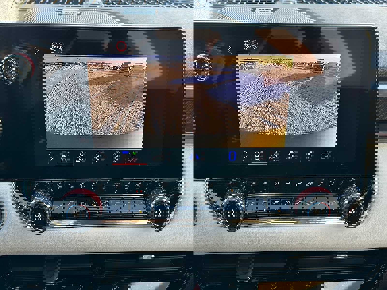 New 2026 GMC Canyon AT4X image 30