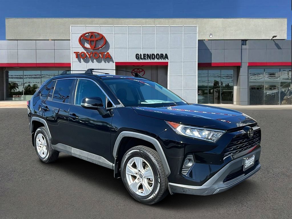 Used 2021 Toyota RAV4 XLE w/ Carpet Mat Package (TMS)