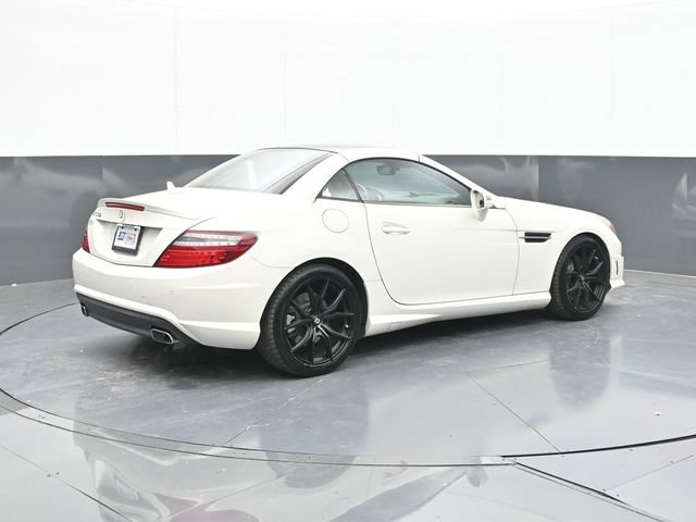 Used 2013 Mercedes-Benz SLK 350 image 13