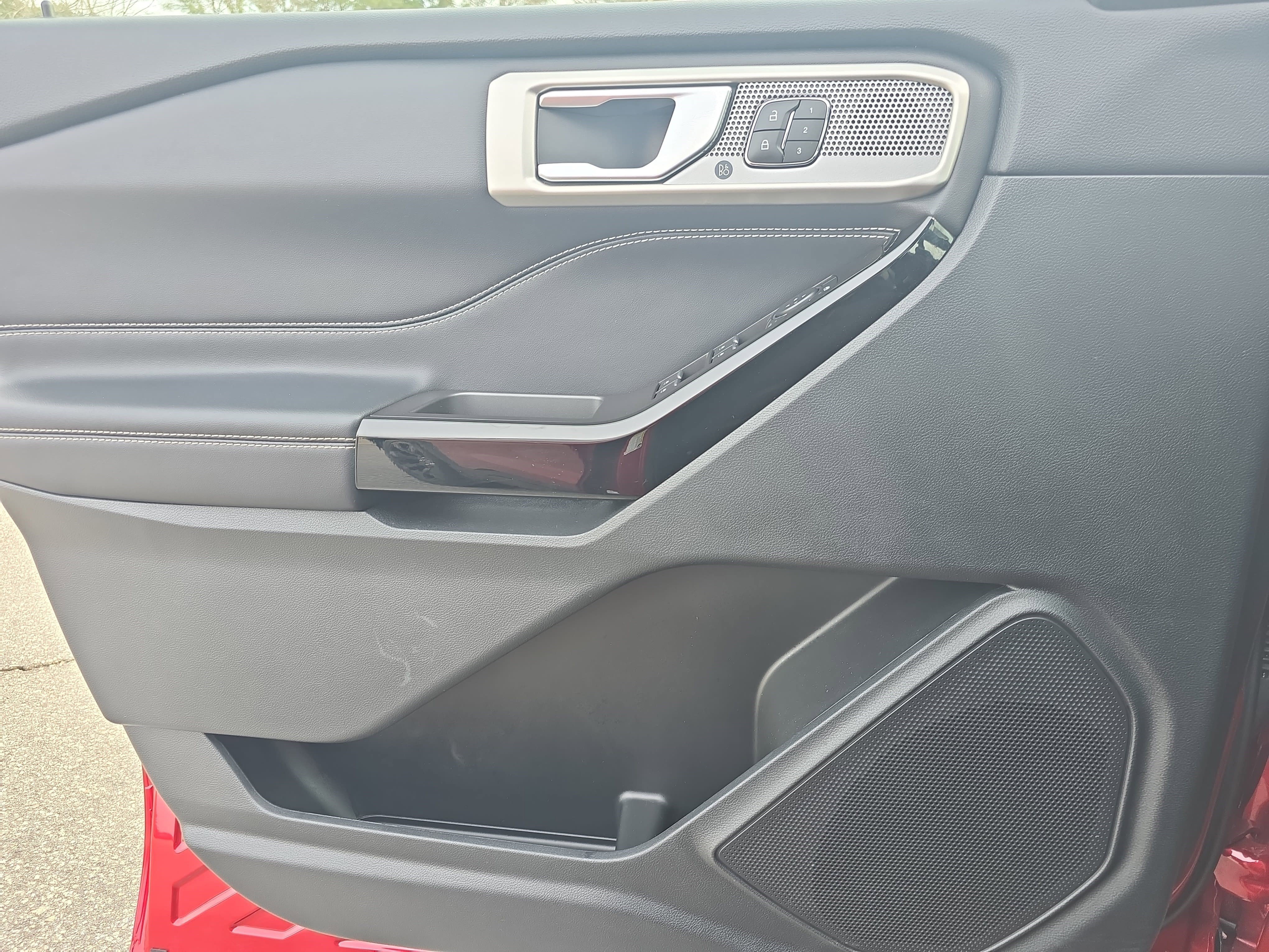 Used 2022 Ford Explorer ST w/ Equipment Group 401A image 25