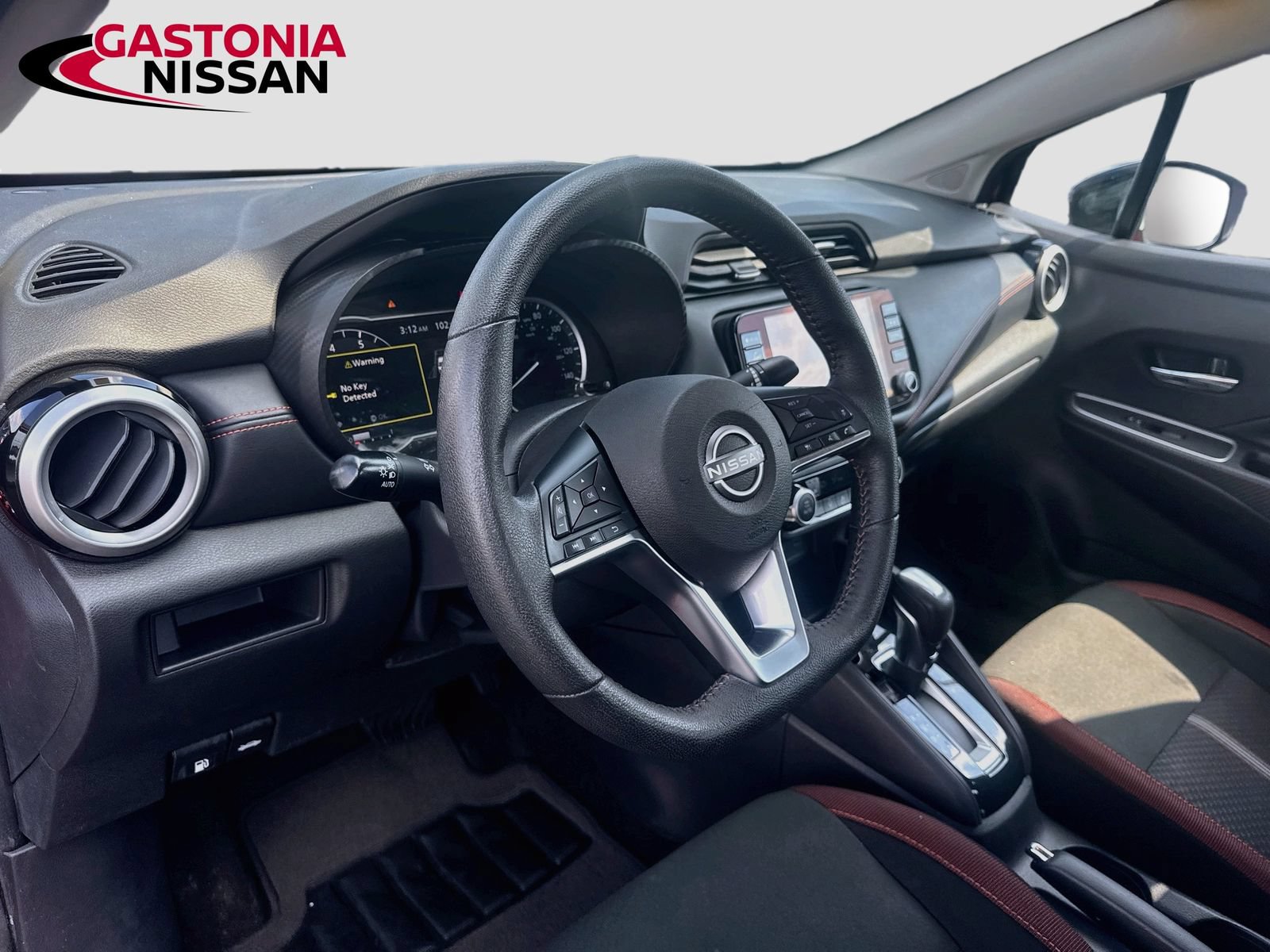 Used 2024 Nissan Versa SR FWD image 11