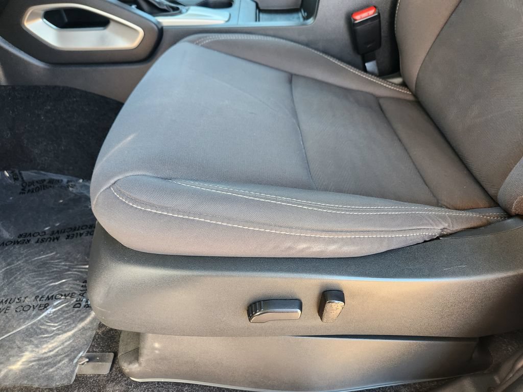 Used 2022 Nissan Frontier SV RWD image 16