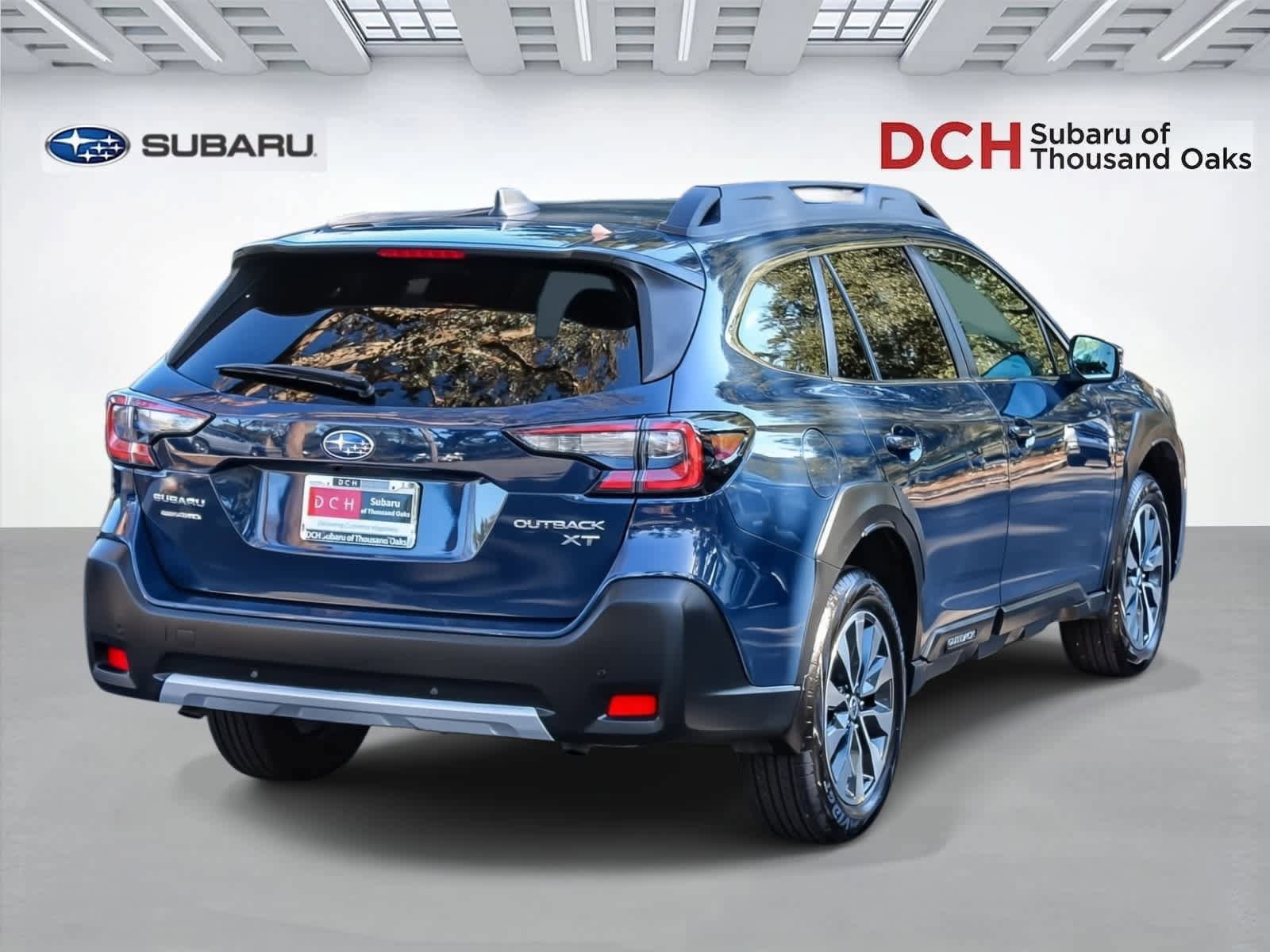 Certified 2023 Subaru Outback Limited XT AWD/4WD image 4