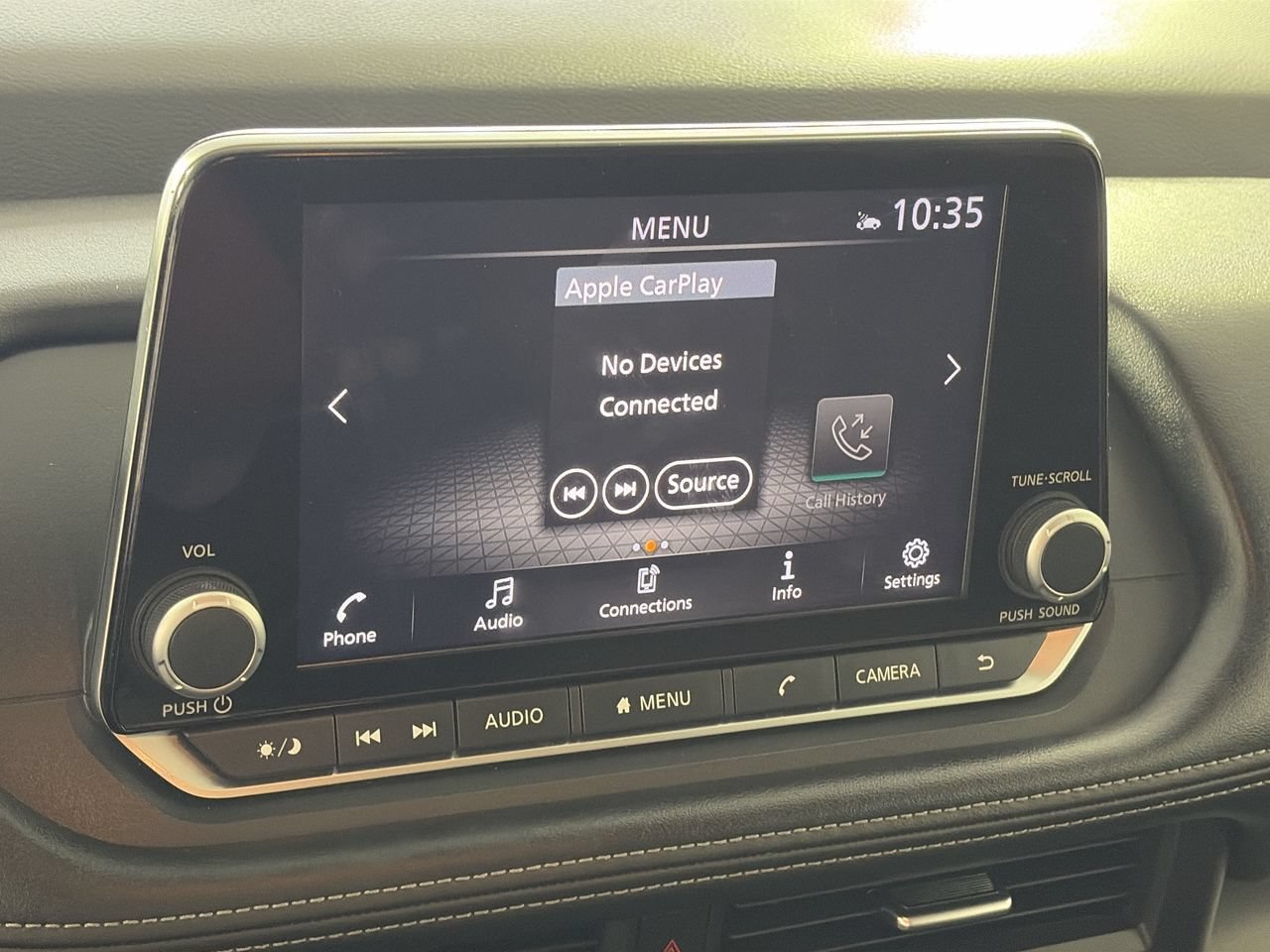Used 2025 Nissan Rogue SV AWD/4WD image 15