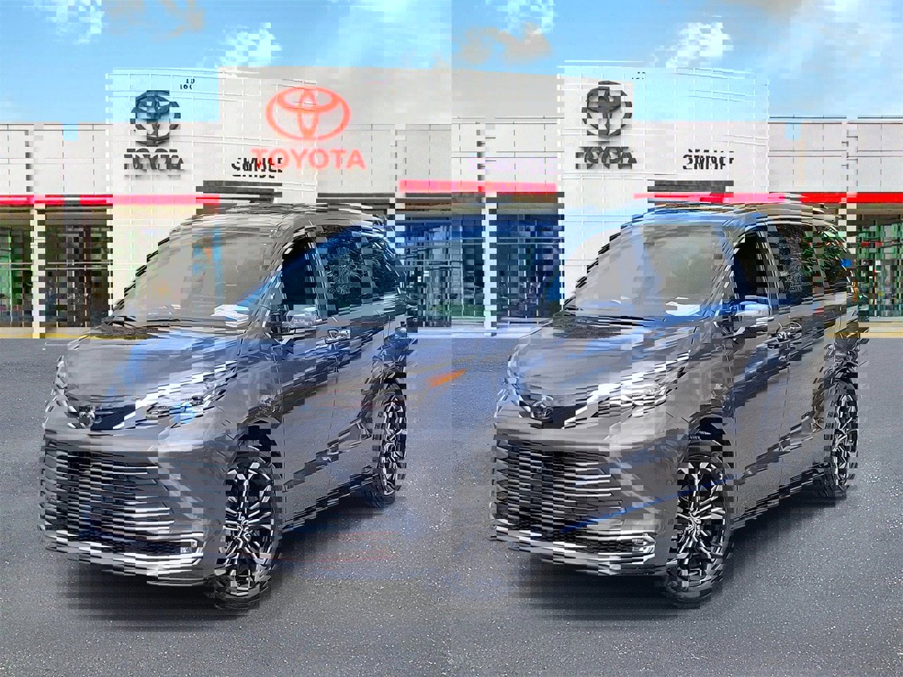 Used 2025 Toyota Sienna Platinum
