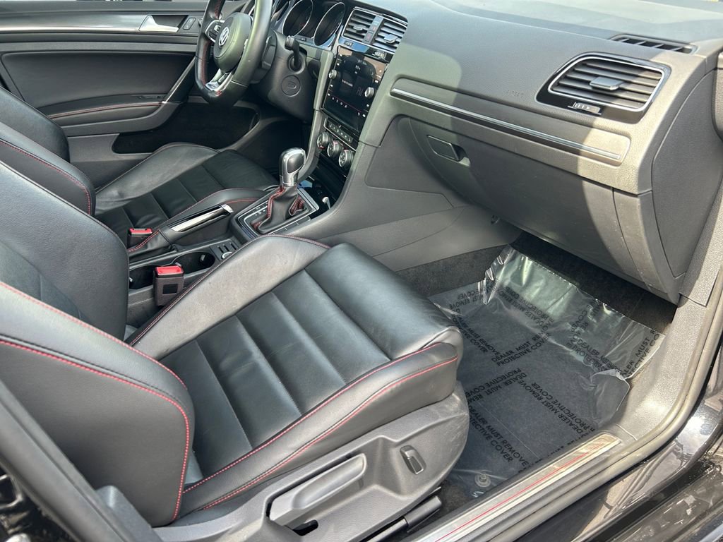 Used 2019 Volkswagen GTI SE image 26