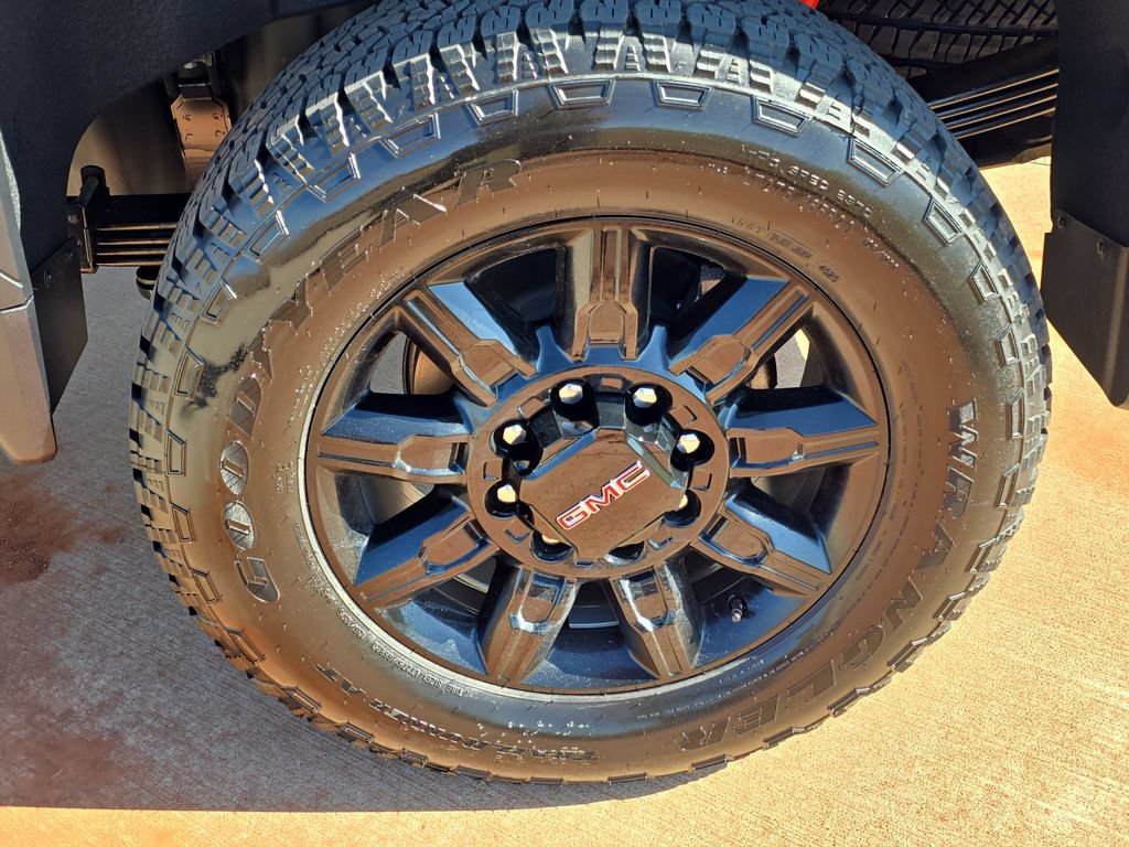 New 2026 GMC Sierra 2500 AT4 w/ AT4 Premium Plus Package AWD/4WD image 34